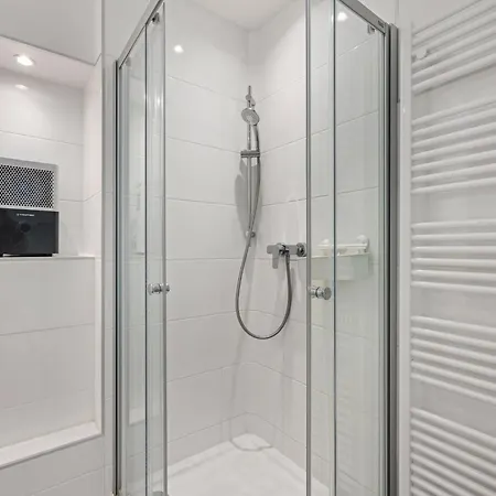 Appartamento Blassdoerfer - Traumhafte Altbauwohnung Mit Self-checkin Und 93 Qm2