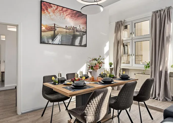 Blassdoerfer - Traumhafte Altbauwohnung Mit Self-checkin Und 93 Qm2 Daire