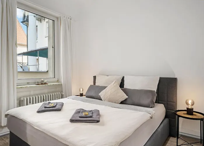 Blassdoerfer - Traumhafte Altbauwohnung Mit Self-checkin Und 93 Qm2 *