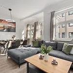 شقة Blassdoerfer - Traumhafte Altbauwohnung Mit Self-checkin Und 93 Qm2 سيئة كيسينجين