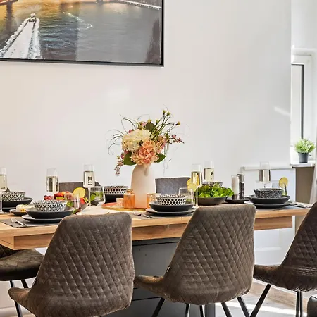 Apartment Blassdoerfer - Traumhafte Altbauwohnung Mit Self-checkin Und 93 Qm2