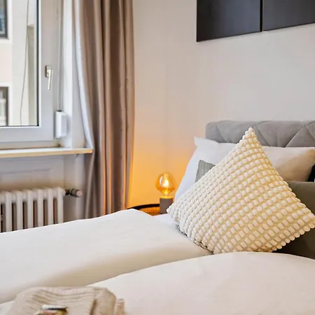 Blassdoerfer - Traumhafte Altbauwohnung Mit Self-checkin Und 93 Qm2